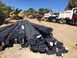 Bloqueo transportista en obra de planta tratadora Urías II