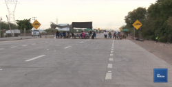 En Potam, Yaquis amenazan con bloquear ambos carriles de la carretera internacional