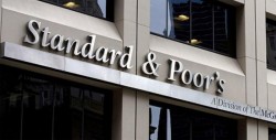 Standard & Poor's cambia a negativa la perspectiva de Pemex