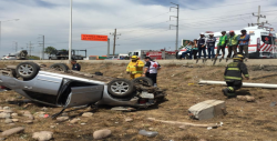 Pareja resultan lesionados tras accidente de tránsito