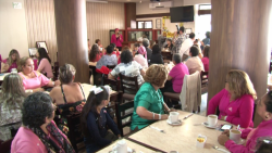 Fundación Cruzada Rosa realiza desayuno en conmemoración del día internacional de la mujer