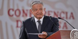 López Obrador dice no tener "problemas" con la prensa en 100 días de mandato