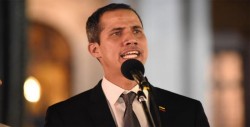 Guaidó convoca a una manifestación para el martes por el apagón en Venezuela