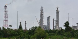AMLO defiende construcción de refinería por firma extranjera