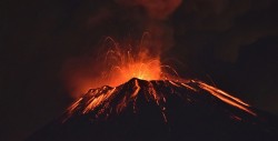 Volcán Popocatépetl registra fuerte explosión en el centro de México