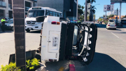 Se vuelca pulmonía en Avenida Camarón Sábalo