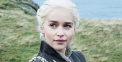 Emilia Clarke sufrió 2 aneurismas cerebrales mientras filmaba Game of Thrones