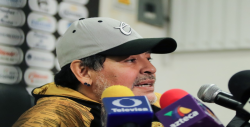 Gracias a éste grupo hay triunfos: Diego Armando Maradona