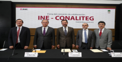 Pretenden reciclar papelería electoral y utilizarla en libros de texto