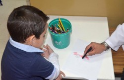 Celebran con caminata Día Mundial de la Concientización del Autismo