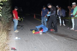 Muere mujer motociclistas tras choque