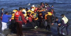 EE.UU. se prepara para la hipotética llegada de migrantes por mar