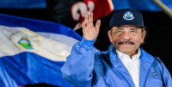 Ortega promete recibir "con fraternidad" a los que huyeron por la crisis