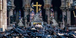 Qué se ha salvado y dañado en el incendio del Notre Dame