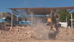 Con casi 80 años demuelen el edificio de la escuela Álvaro Obregón