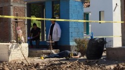 Encuentran a persona asesinada al interior del panteón de la "21 de Marzo"