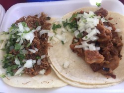 Aumenta la venta de tacos con llegada de turistas