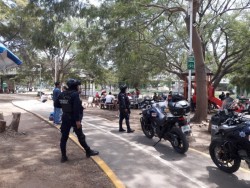 Recorre Policía Estatal centros de recreo en Culiacán