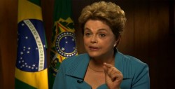 Rousseff reivindica la figura de Lula en un acto en Argentina por su libertad
