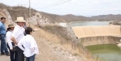 Realiza Gobernador recorrido de supervisión por la presa Picachos