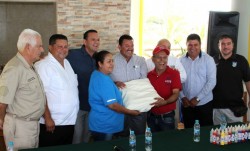 Curso de pintura textil a mujeres del sector pesquero de Altata