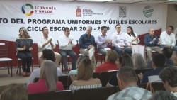 Arranca programa de uniformes y útiles escolares gratuitos