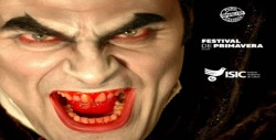 Estrenará Luis González el  montaje escénico de Drácula