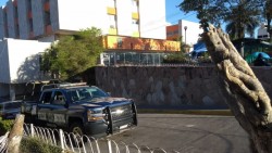 Hombre armado amenaza a empleados del Seguro Social de Terranova