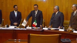 Gobierno federal debe cuidar funcionarios con buena trayectoria: PRI-PAN