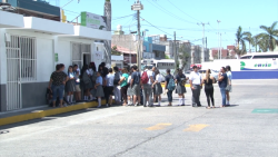 TELECOMM paga becas "Benito Juárez" a estudiantes de preparatoria