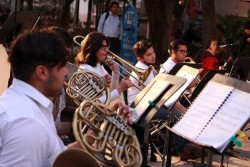 A vivir el rock and roll con la Banda Sinfónica Juveni