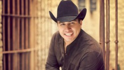 Este viernes llega Julión Álvarez a Culiacán