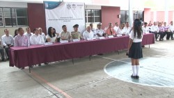 Presume Alcalde inversión educativa y denosta al Gobierno estatal