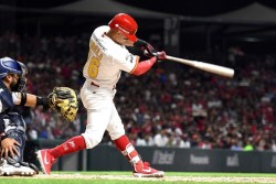 Tomateros da la bienvenida a Jesús Fabela