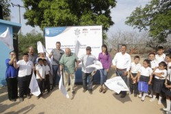 Destinan casi un millón 200 mil pesos a obras en escuelas de la zona rural