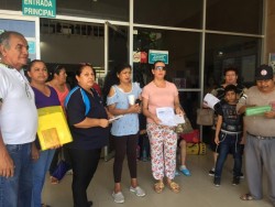 Derechohabientes exigen hemodiálisis al IMSS