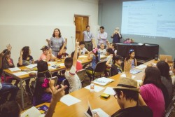 La SAS ofrece cursos de verano para niños y adultos