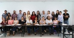 Primera generación de emprendedores que promueve SEDECO