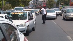 Organizaciones de taxistas piden apoyo de Gobierno para crear su propia plataforma