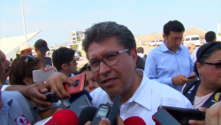 Serán cesados funcionarios deshonestos y corruptos: Monrreal