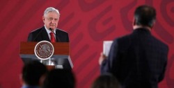 López Obrador admite asignatura pendiente en violencia tras récord semestral