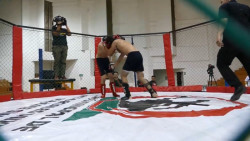 Grandes combates este domingo