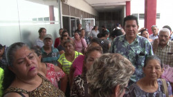 Exigen justicia para Manuel, el hijo del activista y abogado asesinado en Mazatlán