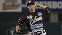Anthony Vasquez regresa a Tomateros de Culiacán