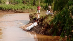 Encuentran cuerpo flotando en el río Humaya