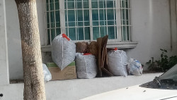Basura en el fraccionamiento Villa Satélite
