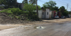Fuga de agua por la Lomas de Carboneras
