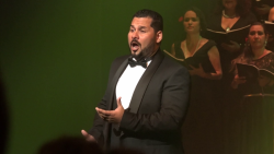 Carlos Osuna: del coro Ángela Peralta a la Opera Estatal de Viena