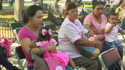 Realizan 'Tetada masiva' en la Plazuela