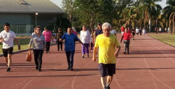 Debemos caminar, por salud